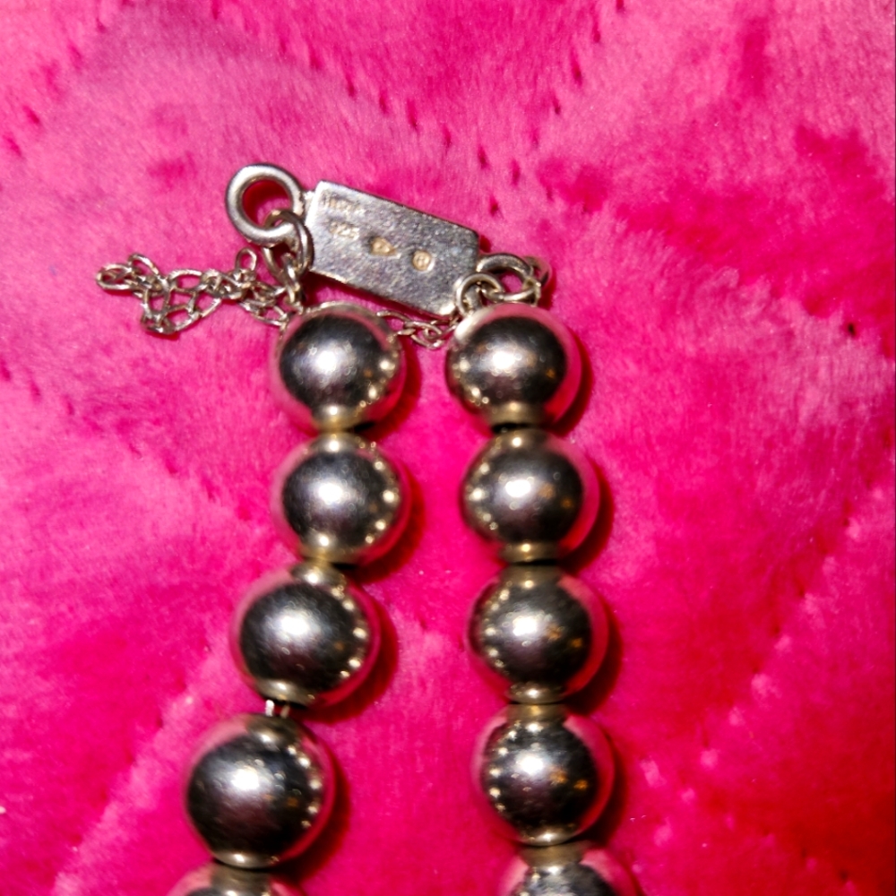 Rare Silpada 10mm Silver Ball Bead Bracelet Retired. Box Safety Clasp.